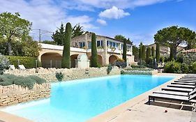 Bastidon avec piscine Gordes Lubéron